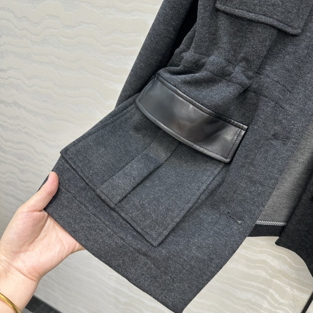 Куртка шкіряна жіноча фото 7