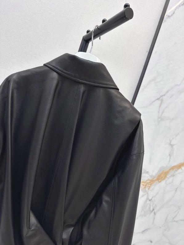 Jacket leather women's фото 7