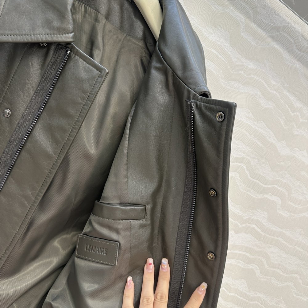 Куртка шкіряна жіноча фото 8