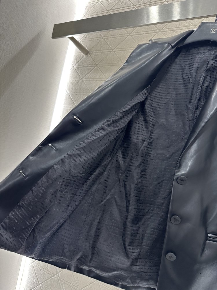 Jacket leather women's фото 8