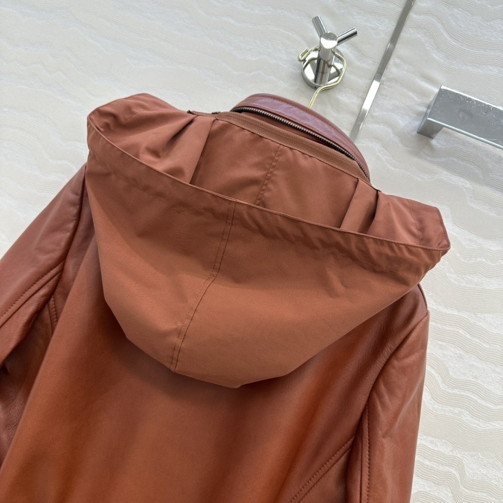 Куртка шкіряна жіноча фото 9