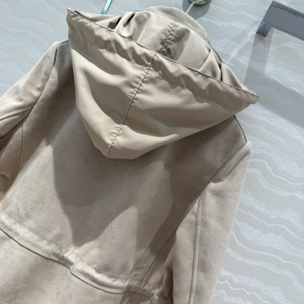 Куртка шкіряна жіноча фото 9