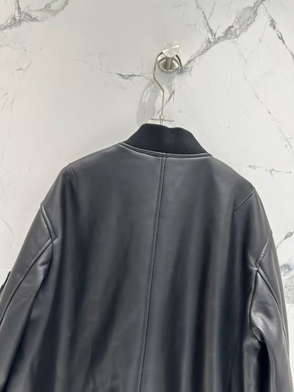 Jacket leather women's фото 9