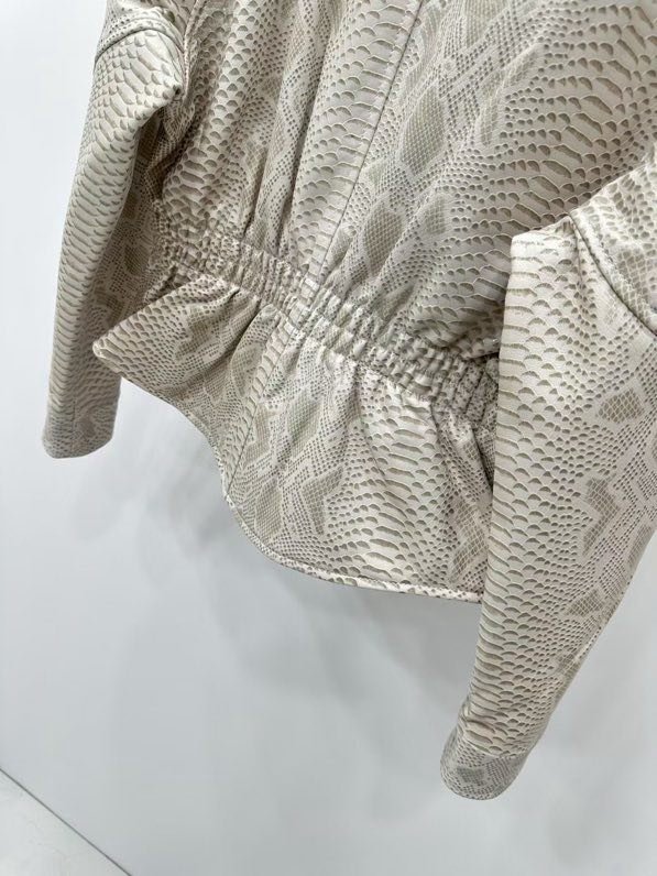 Куртка шкіряна жіноча фото 9