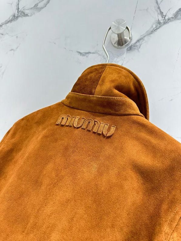 Куртка шкіряна жіноча фото 9