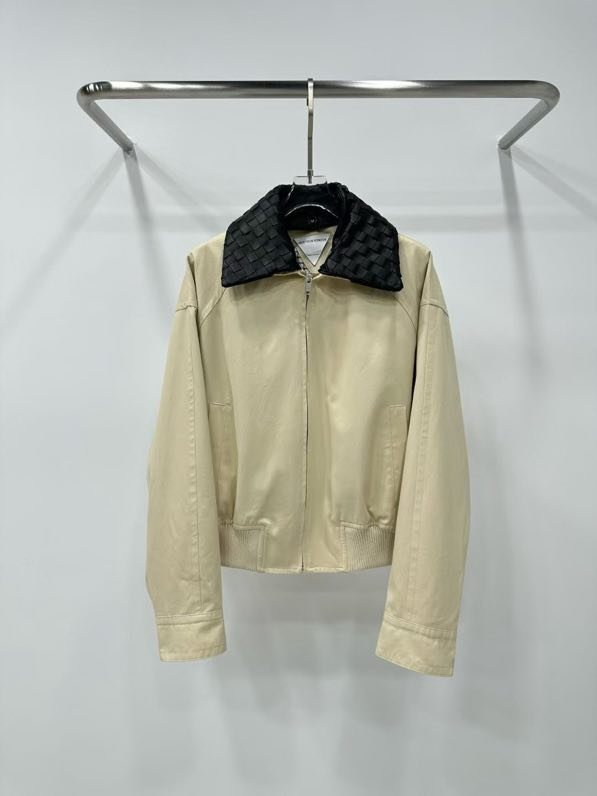 Куртка шкіряна жіноча фото 9