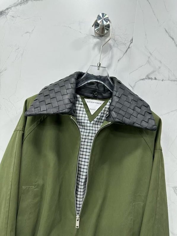 Куртка шкіряна жіноча фото 9