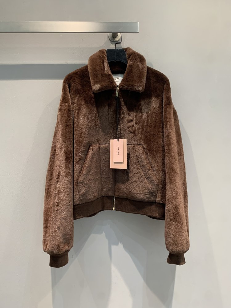 Jacket fur women's