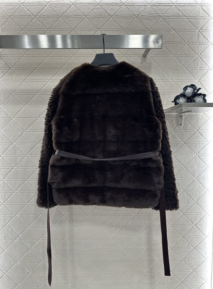 Куртка меховая женская фото 3