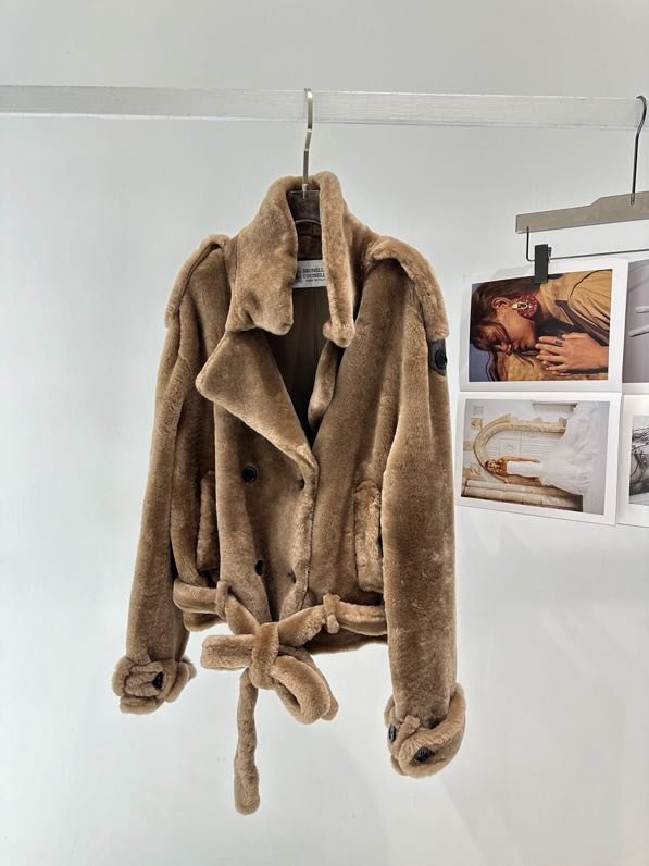 Jacket fur women's фото 3