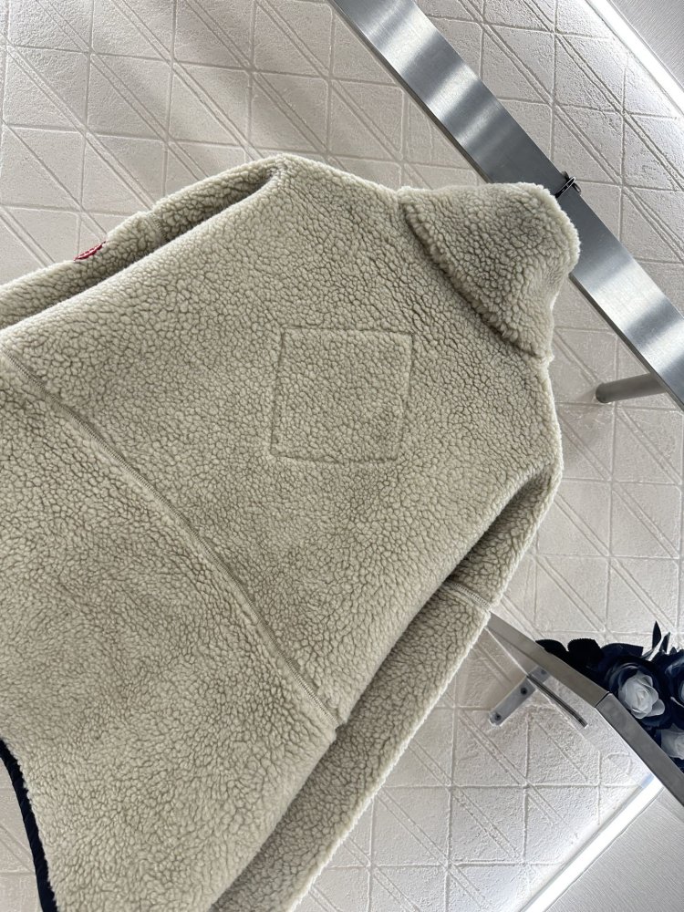 Jacket fur women's фото 4