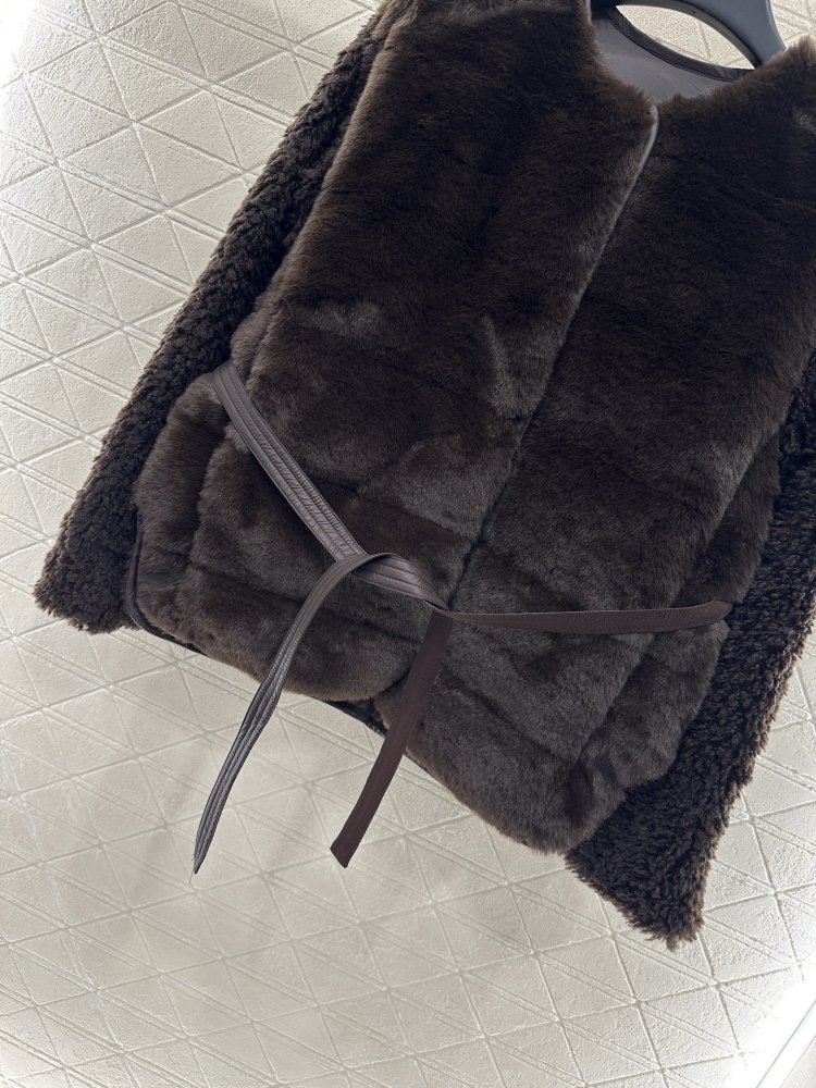 Куртка меховая женская фото 6