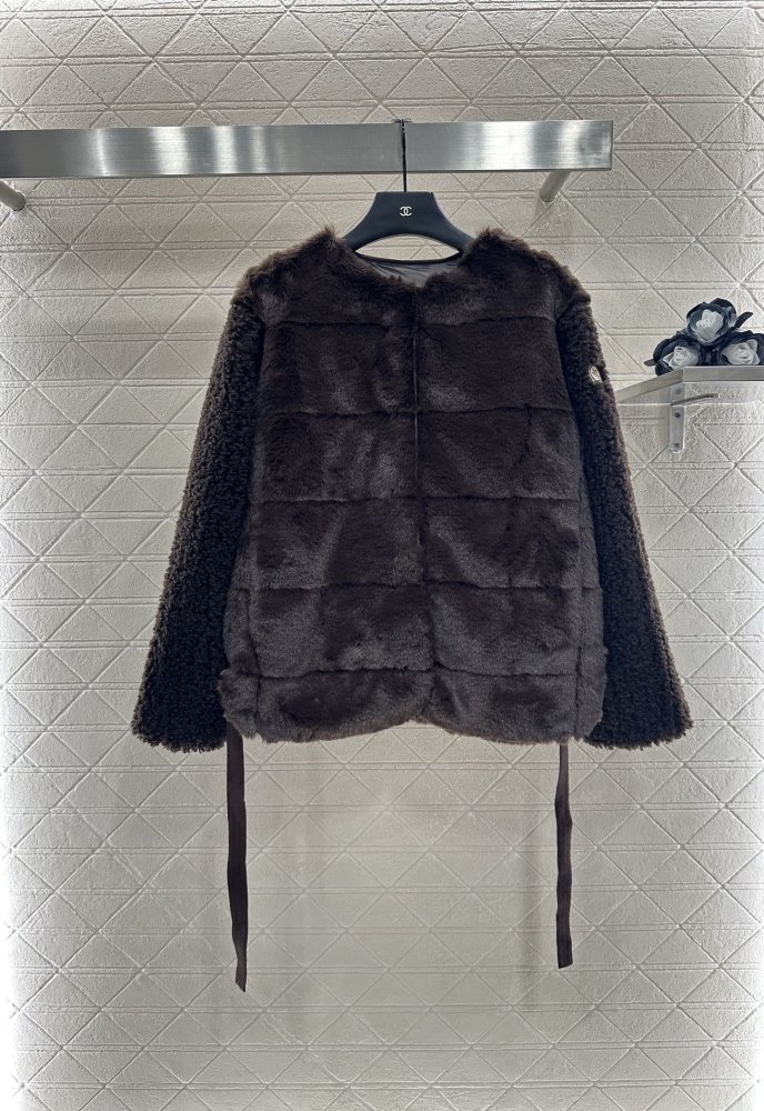 Jacket fur women's фото 7