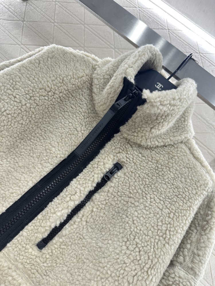 Jacket fur women's фото 7