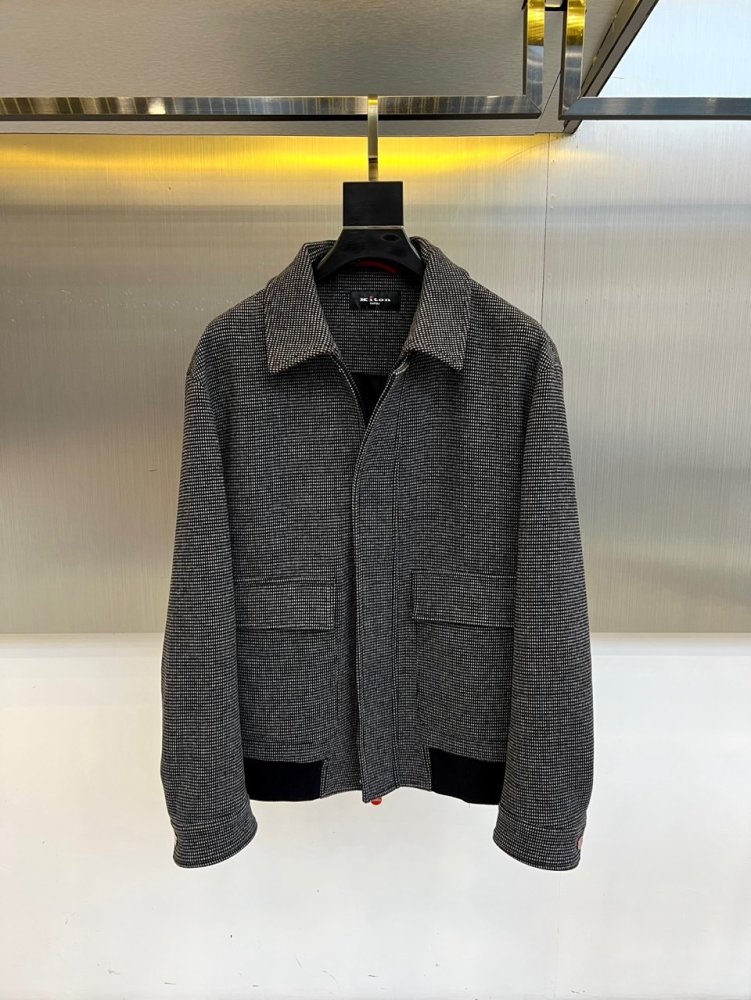 Куртка чоловіча