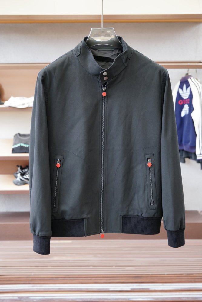 Куртка чоловіча