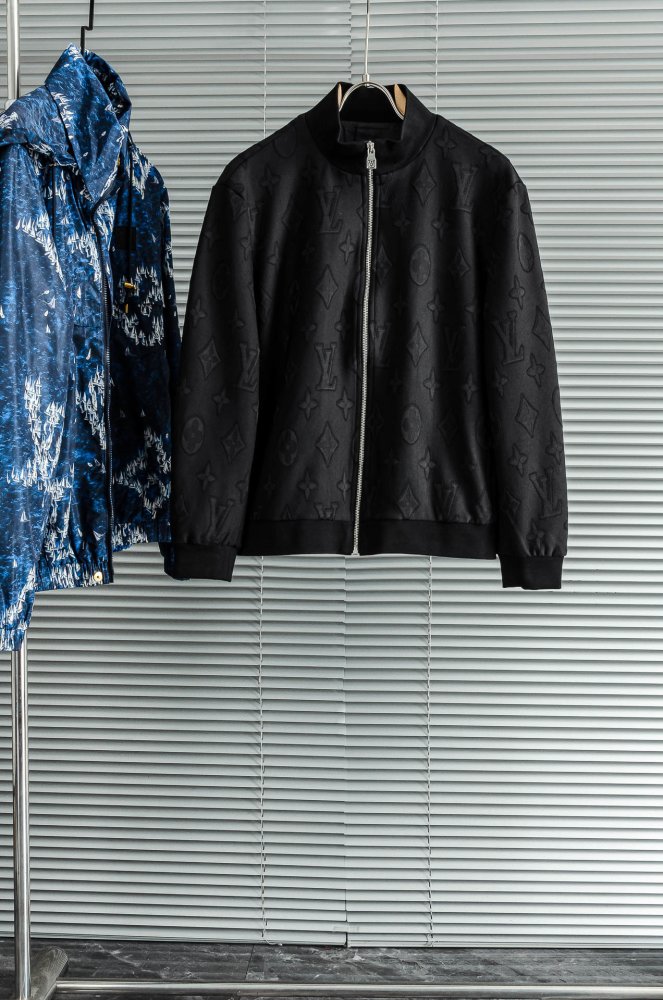 Куртка чоловіча