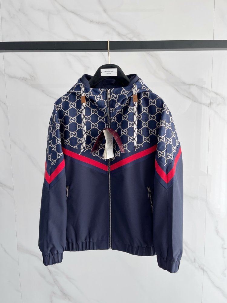 Куртка чоловіча