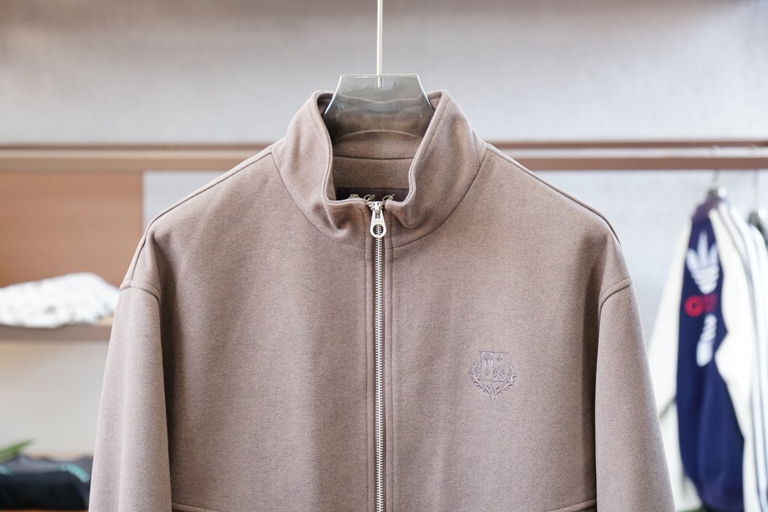 Куртка мужская фото 2