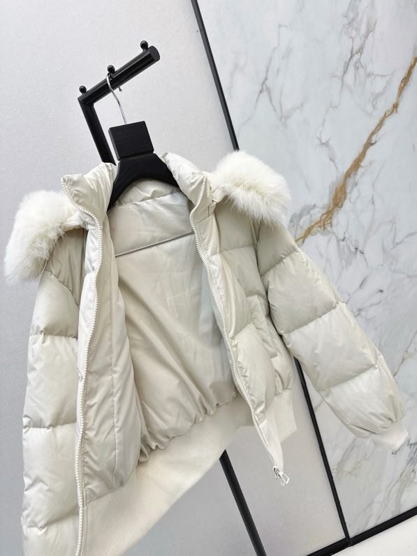 Куртка на меху женская фото 2