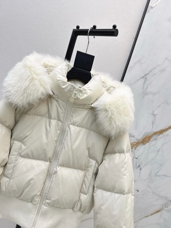 Куртка на меху женская фото 4