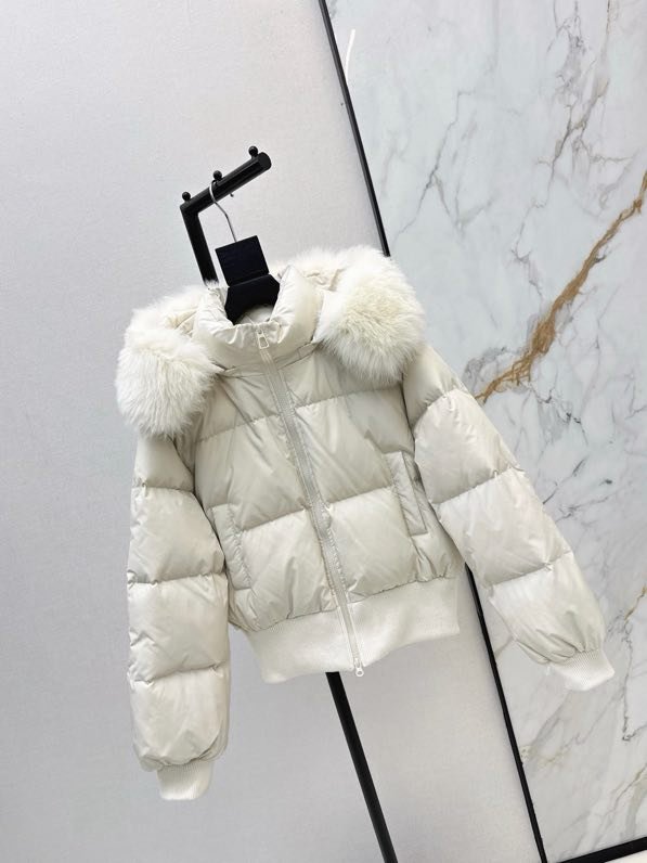 Куртка на меху женская фото 7