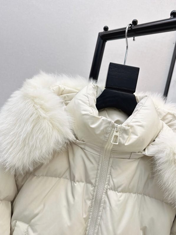 Куртка на меху женская фото 8
