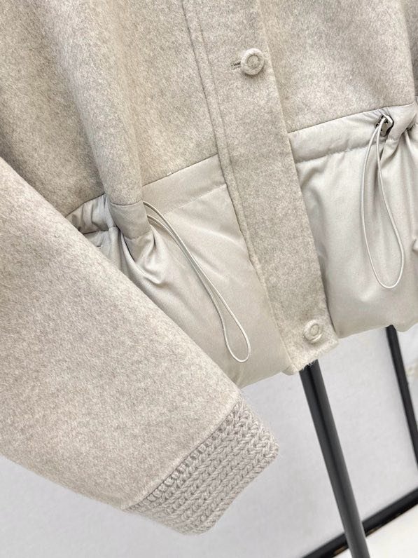 Куртка на пуху с шарфом фото 5