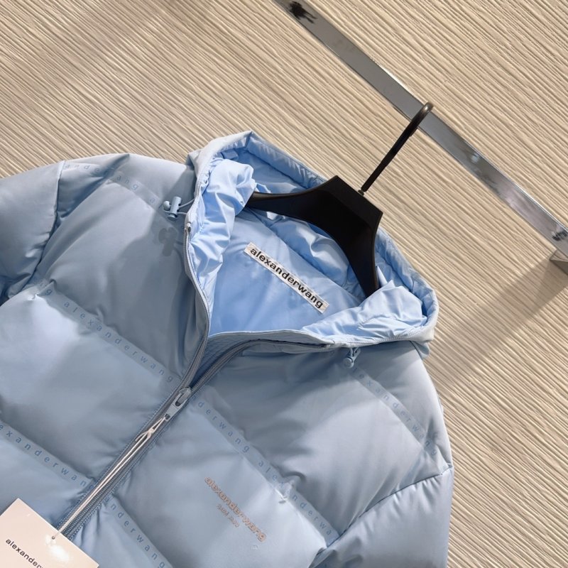 Куртка на пуху жіноча фото 4