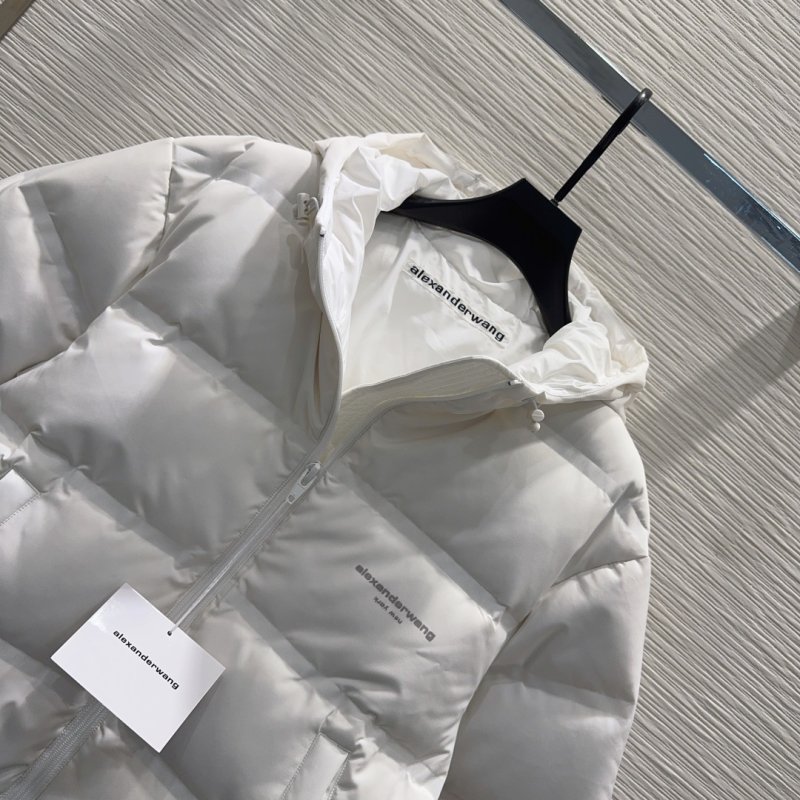 Куртка на пуху жіноча фото 4