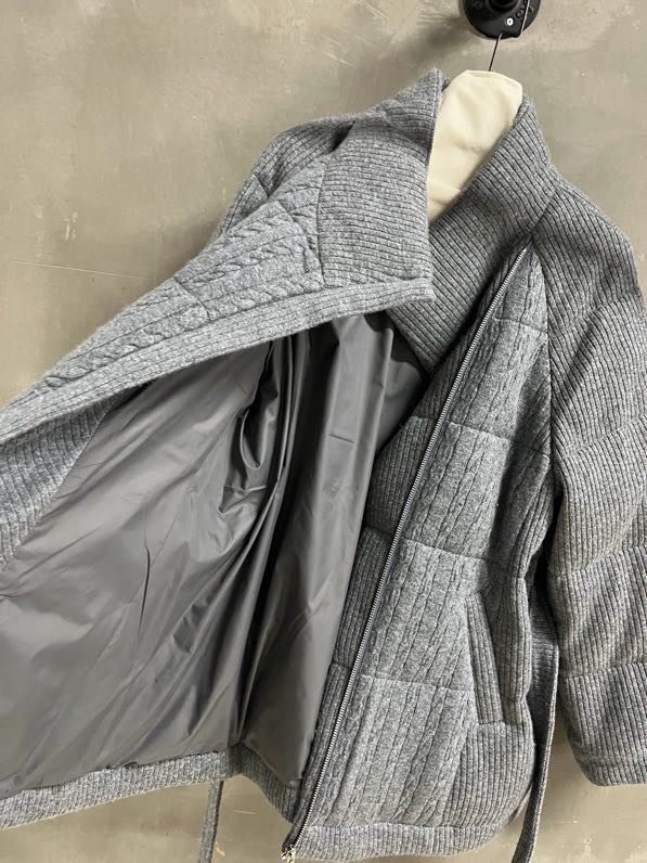 Jacket on feathers women's фото 6