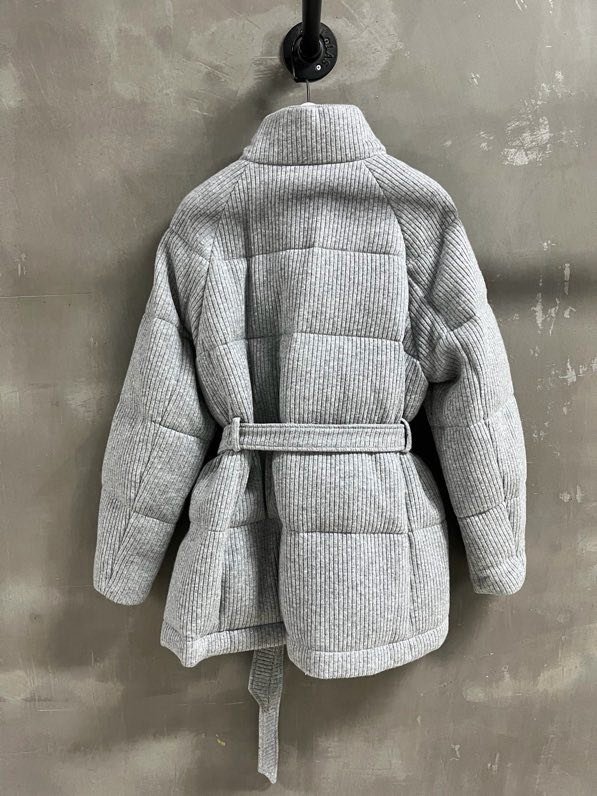 Куртка на пуху женская фото 8