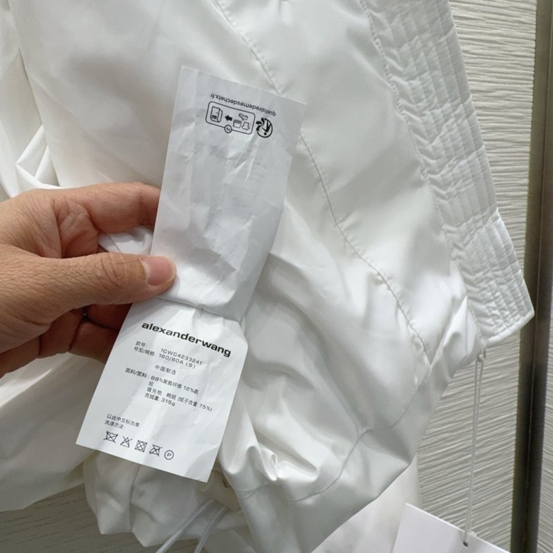 Куртка на пуху жіноча фото 8