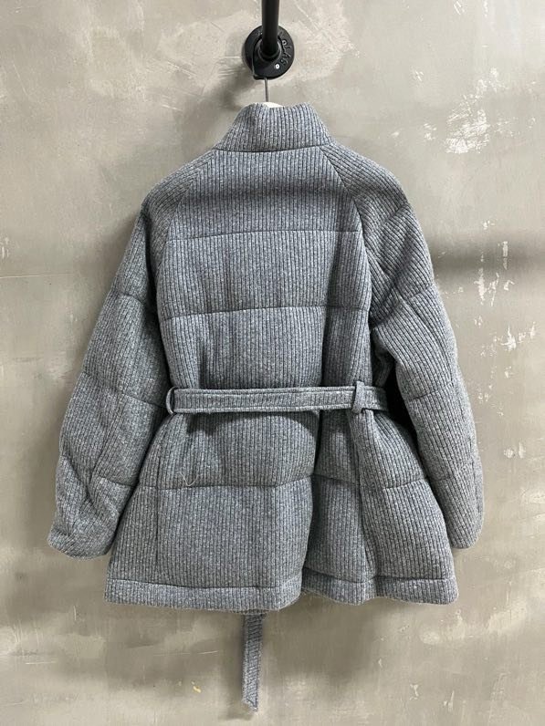 Jacket on feathers women's фото 9