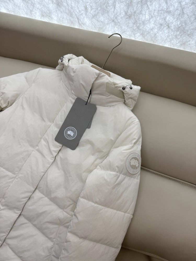 Куртка пуховик Canada Goose з довгими рукавами фото 6