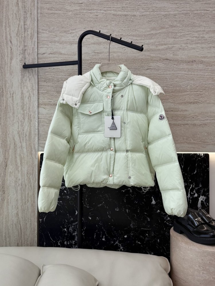 Куртка пуховик с длинными рукавами