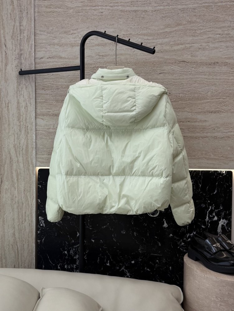 Куртка пуховик с длинными рукавами фото 2