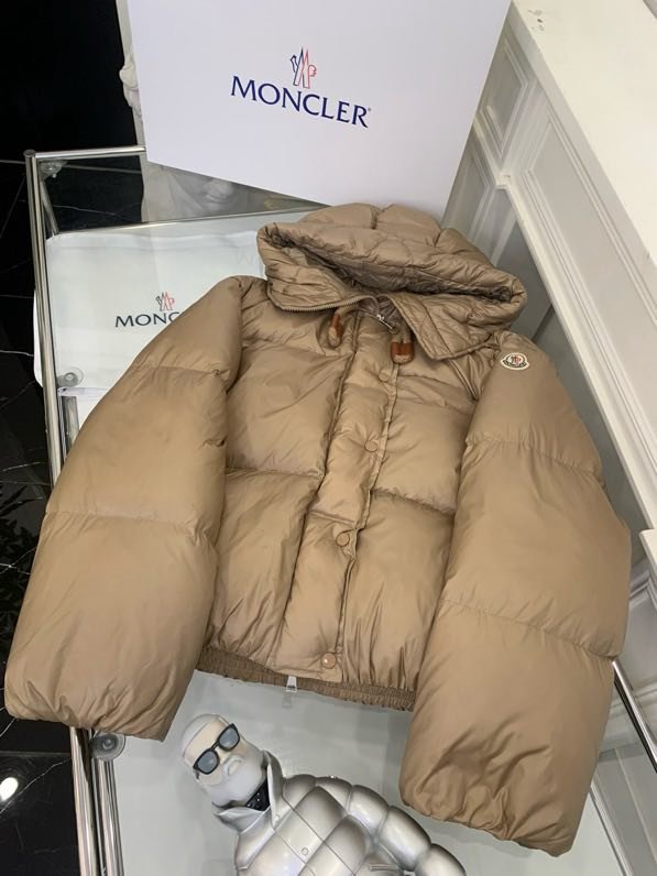 Куртка пуховик с капюшоном