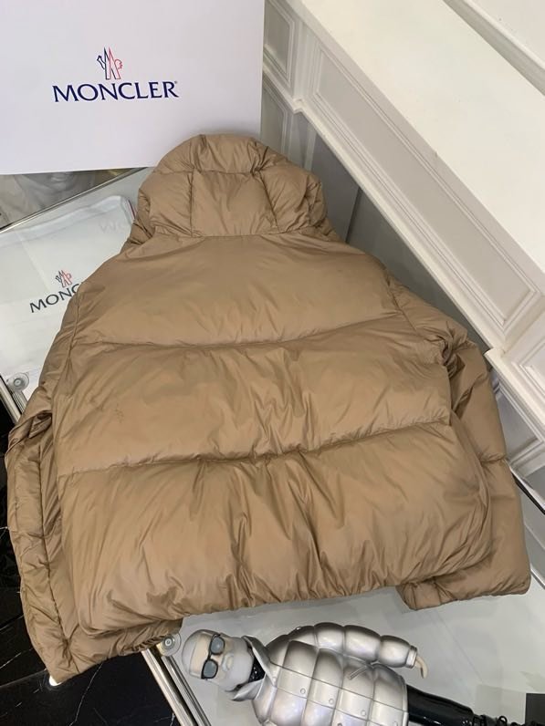 Куртка пуховик с капюшоном фото 4