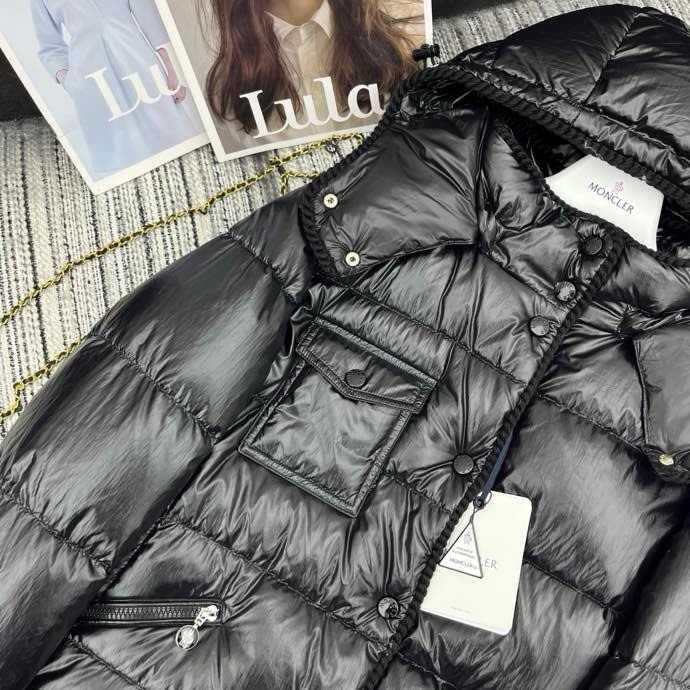 Куртка пуховик з капюшоном фото 7