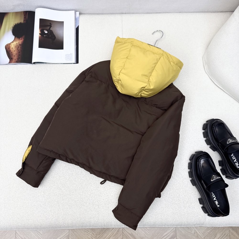 Куртка пуховик с капюшоном фото 8