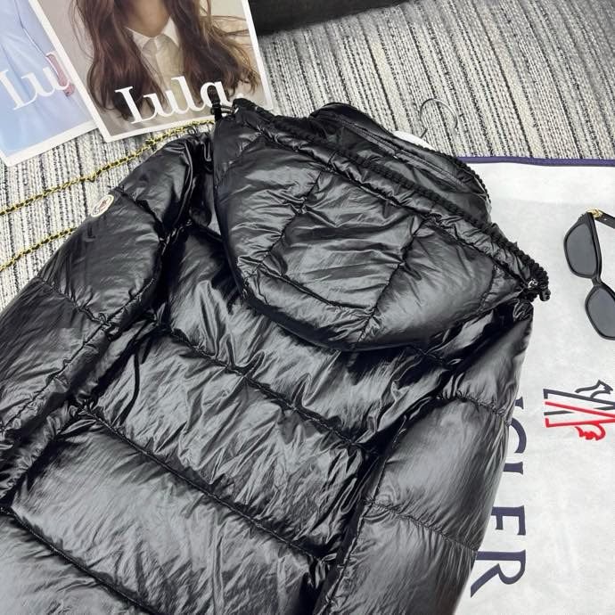 Куртка пуховик з капюшоном фото 9