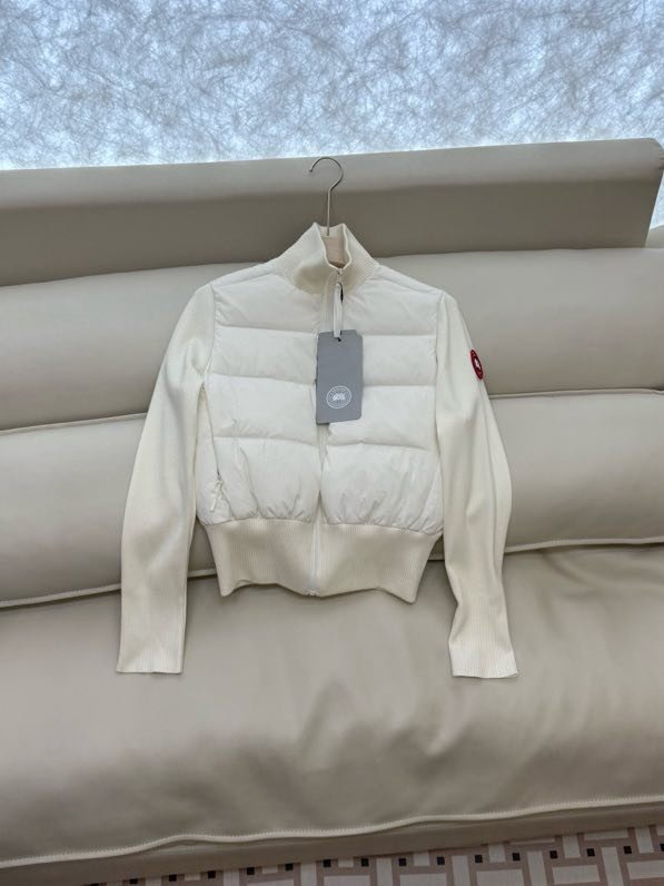 Куртка пуховик с кашемировыми рукавами фото 7