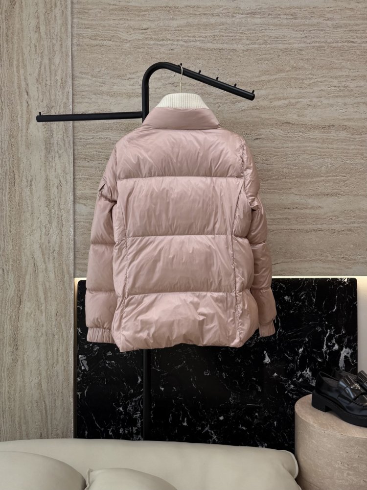 Куртка пуховик с воротником-стойкой фото 2