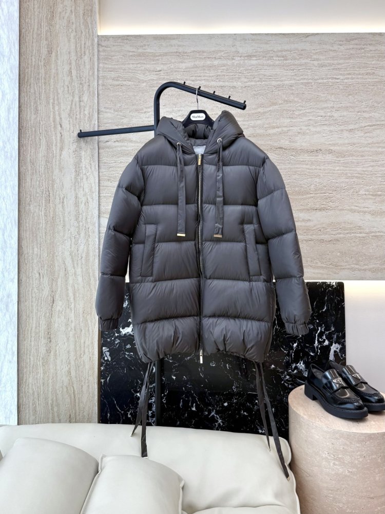 Куртка пуховик средней длины