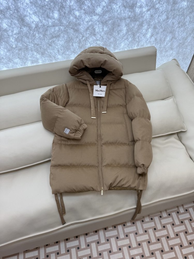 Куртка пуховик средней длины фото 3