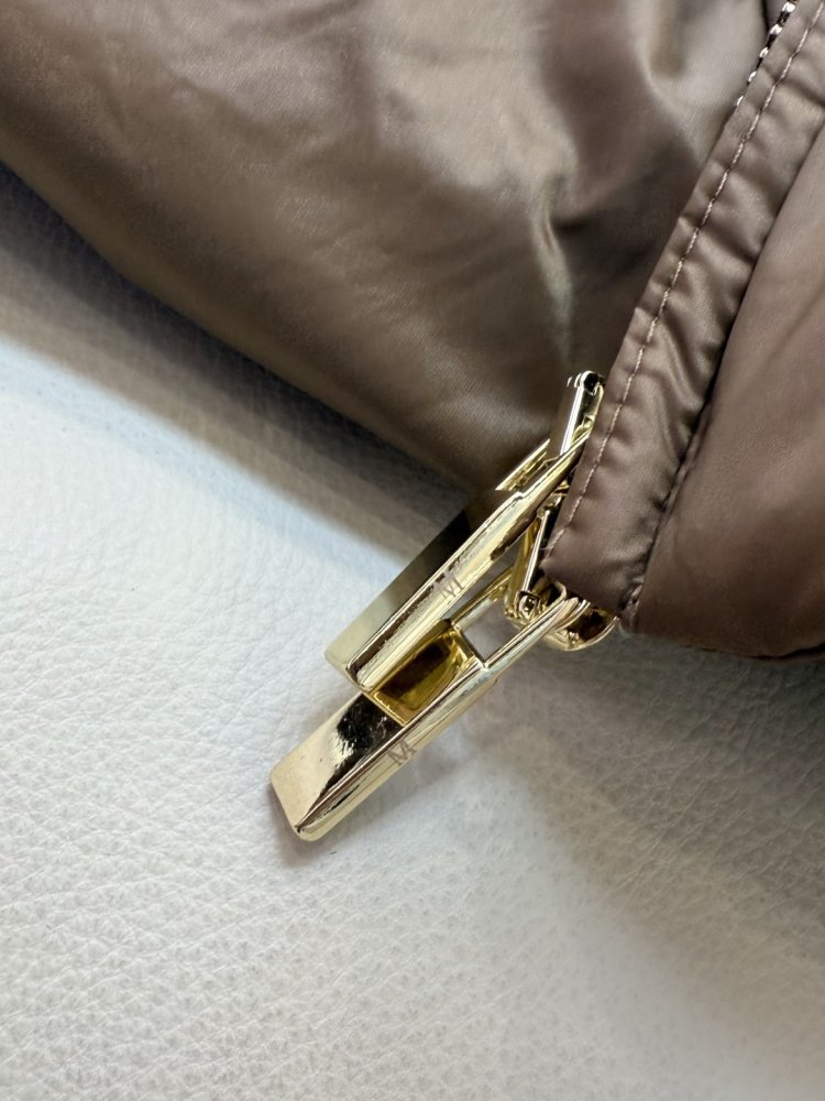 Куртка пуховик средней длины фото 8