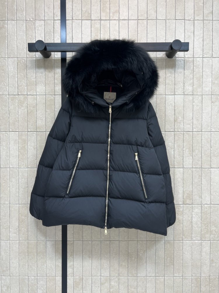 Куртка пуховик женская с меховым капюшоном