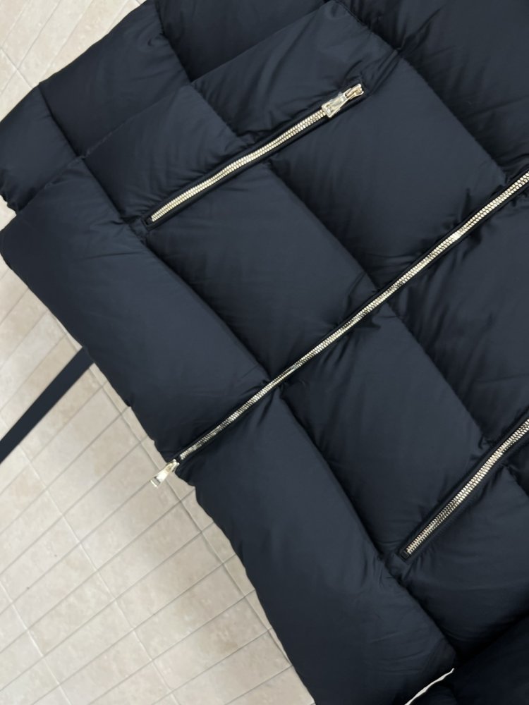 Куртка пуховик женская с меховым капюшоном фото 4