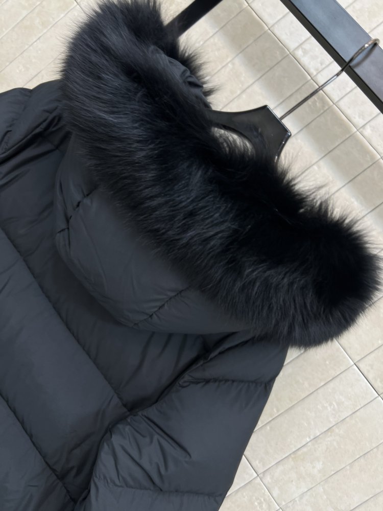 Куртка пуховик женская с меховым капюшоном фото 8